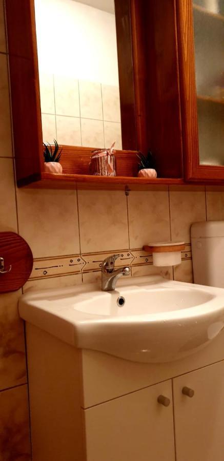 Apartman Rabatin Sveti Filip i Jakov Kültér fotó