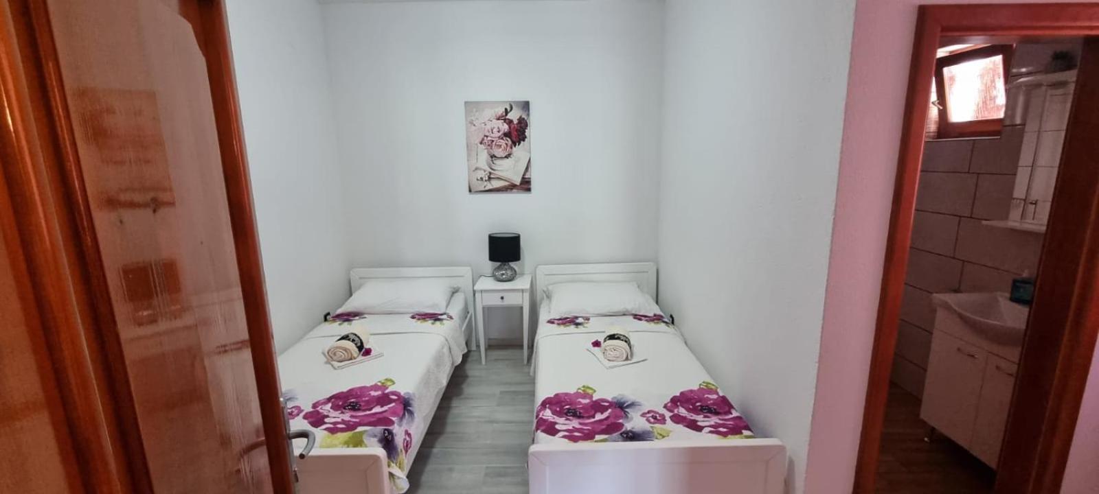 Apartman Rabatin Sveti Filip i Jakov Kültér fotó